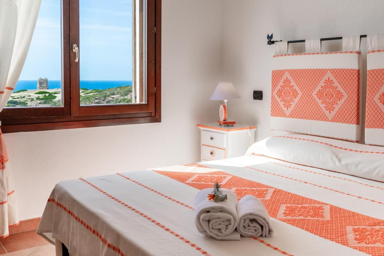 Hotel Trinita Dei Corsari Torre dei Corsari Bagian luar foto
